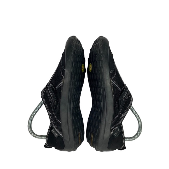 J-41 Adventure On Water Ready Black Mesh Hiking Shoes Woman’s Size 6.5M - Picture 7 of 9